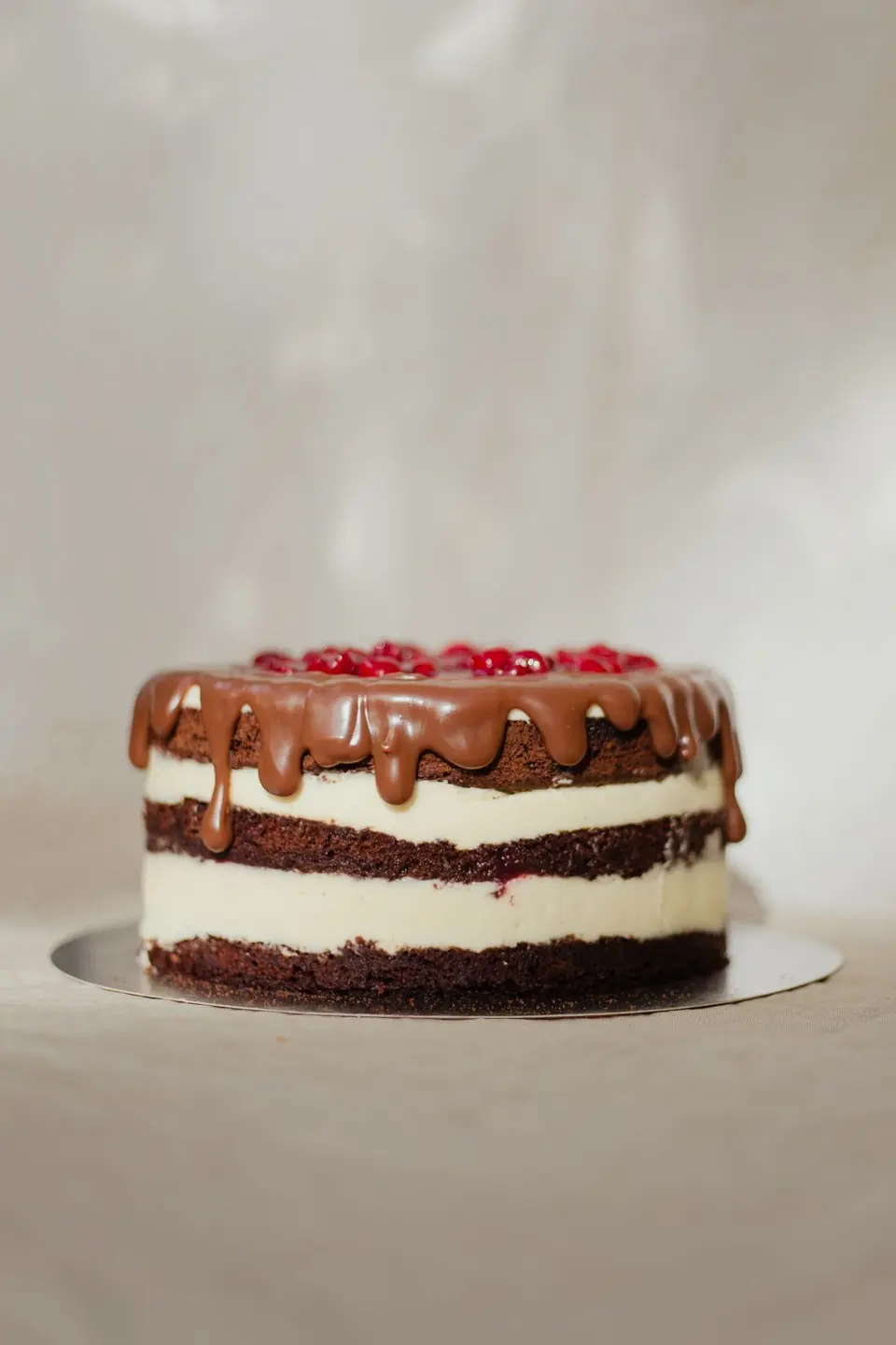 Torta de chocolate con ganache goteando